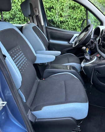 Citroen Berlingo cena 22400 przebieg: 198065, rok produkcji 2013 z Szczecin małe 121